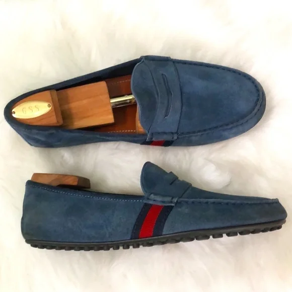 Gucci Shoes SZ 8 w/ COA GUCCI Size 8 Off White Distressed Leather Lace Up Crystal  main image 4